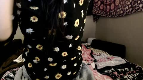 Snapshot of londonray chatting on May 20, 11:22 pm londonray online show from May 20, 11:22 pm