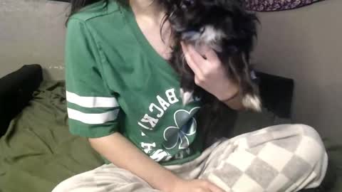 Snapshot of londonray chatting on June 8, 12:36 am londonray online show from June 8, 12:36 am