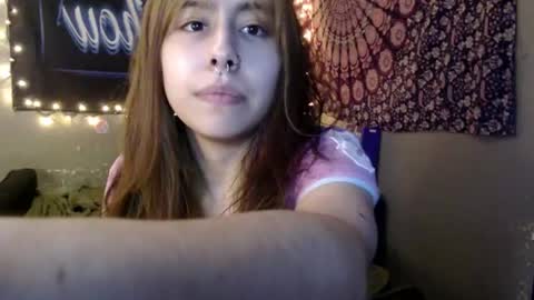 Snapshot of londonray chatting on June 15, 12:57 am londonray online show from June 15, 12:57 am