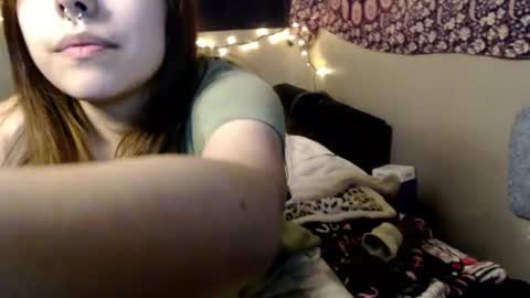 Snapshot of londonray chatting on July 16, 11:44 pm londonray online show from July 16, 11:44 pm