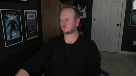 Snapshot of lone_string chatting on February 7, 10:09 pm Lone online show from February 7, 10:09 pm