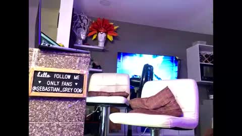 lone_wolf_3x online show from March 11, 5:35 am