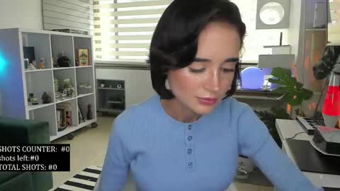 SABRINA online show from December 18, 6:36 pm