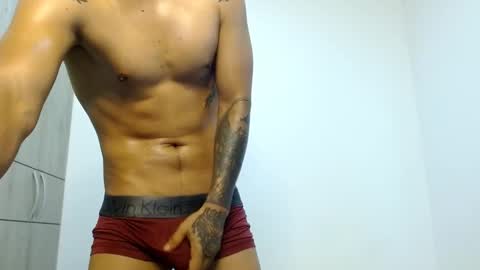 Snapshot of lonelydick2002 chatting on January 30, 11:22 am lonelydick2002 online show from January 30, 11:22 am