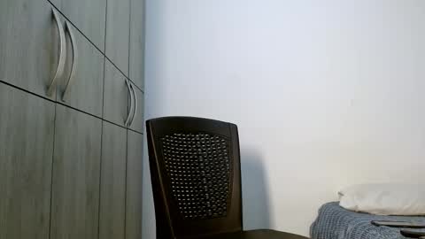 Snapshot of lonelydick2002 chatting on October 13, 10:48 am lonelydick2002 online show from October 13, 10:48 am