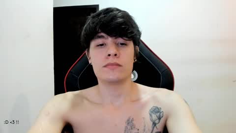 Snapshot of lonelyhotboy0 chatting on March 8, 3:50 am Kevin online show from March 8, 3:50 am