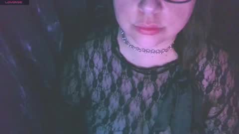 lonelymilfy online show from May 29, 9:40 am