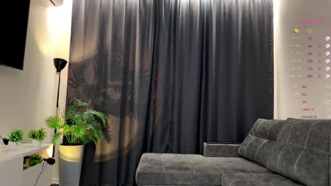 Snapshot of loney__tunes chatting on October 21, 4:08 pm Shy EvaStreams are everyday 9 AM - 3 PM GMT 3 online show from October 21, 4:08 pm