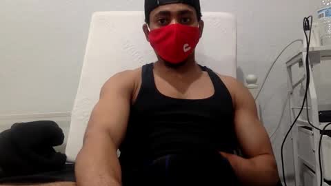 Snapshot of longdbbc333 chatting on April 10, 10:42 am londbbc333 online show from April 10, 10:42 am