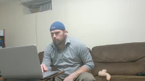 Snapshot of longhairedfreak1921 chatting on September 25, 4:11 pm longhairedfreak1921 online show from September 25, 4:11 pm