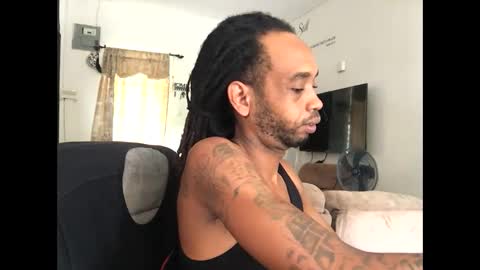 longshaft_ online show from September 21, 3:02 pm