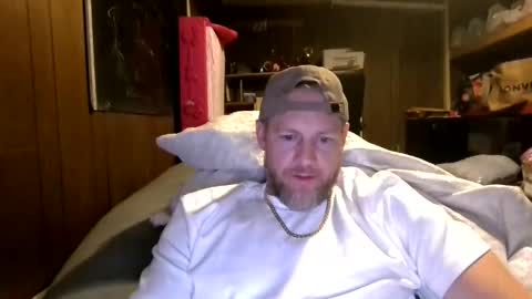 Snapshot of longstrokin8869 chatting on June 10, 6:01 am Bradsobad88 online show from June 10, 6:01 am