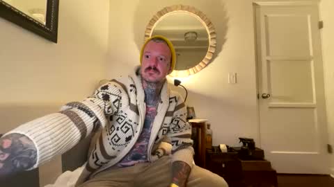 longwalksonthebeach69 online show from March 4, 10:32 am