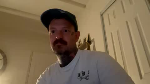 longwalksonthebeach69 online show from March 9, 10:52 am