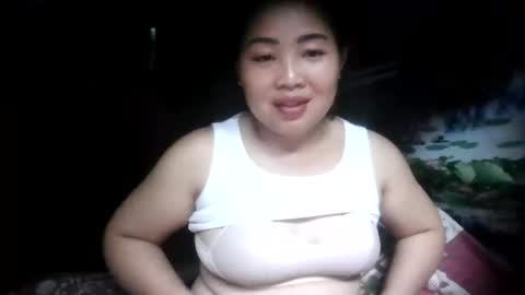 Snapshot of lonna_baby chatting on June 10, 1:28 am lonna_baby online show from June 10, 1:28 am