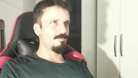 Lucas online show from January 2, 9:50 pm