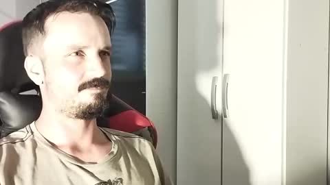 Lucas online show from March 12, 1:19 pm