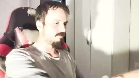 Lucas online show from September 12, 2:50 pm