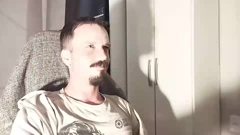 Lucas online show from October 15, 7:14 pm