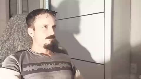 Lucas online show from February 16, 5:42 pm