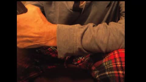 looking469 online show from December 23, 5:28 am