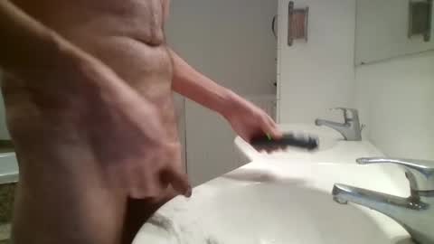 Snapshot of lookingforfun452344 chatting on January 5, 12:10 pm Robin online show from January 5, 12:10 pm