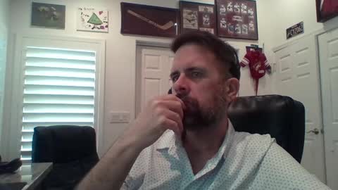 lookyherre online show from April 29, 5:17 pm