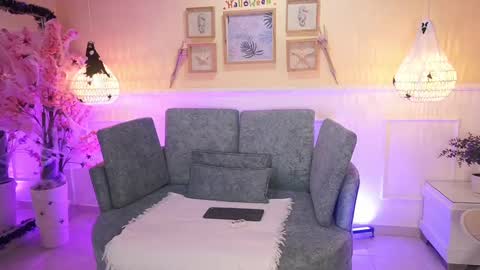 Loona Nyx online show from October 7, 11:29 am