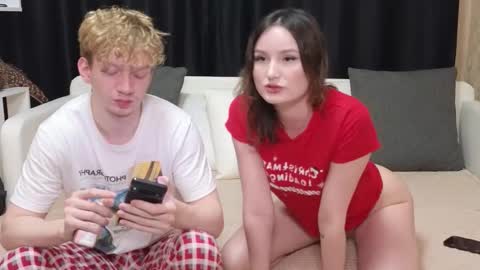Snapshot of loossers chatting on October 13, 11:32 am Jean and Isa right couple Mark and Eva left couple online show from October 13, 11:32 am