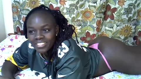 lora_amor online show from June 28, 4:13 pm