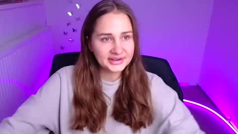 Lora online show from October 8, 6:11 am