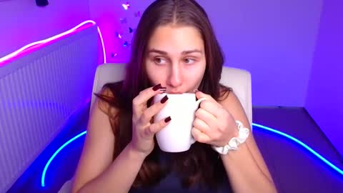 Lora online show from October 25, 5:37 am