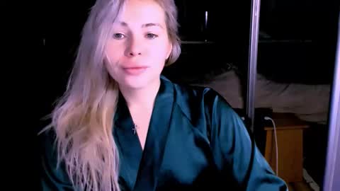 Lora online show from November 5, 2:55 am