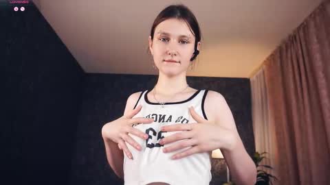 Lora online show from October 26, 5:13 am