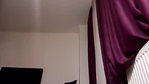 Snapshot of loraflame chatting on December 6, 3:00 pm Lora online show from December 6, 3:00 pm