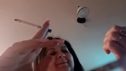 Snapshot of loraflame chatting on December 27, 7:24 pm Lora online show from December 27, 7:24 pm