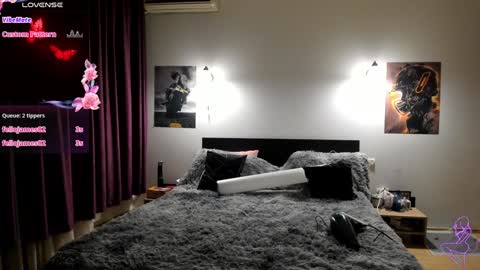 Snapshot of loraflame chatting on January 9, 4:17 pm Lora online show from January 9, 4:17 pm