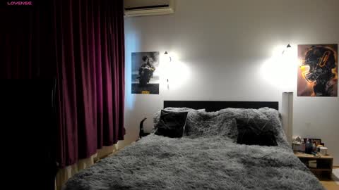 Snapshot of loraflame chatting on January 12, 10:23 am Lora online show from January 12, 10:23 am