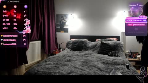 Snapshot of loraflame chatting on January 15, 3:29 pm Lora online show from January 15, 3:29 pm