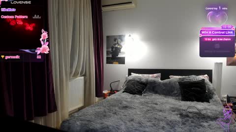 Snapshot of loraflame chatting on January 21, 5:51 pm Lora online show from January 21, 5:51 pm