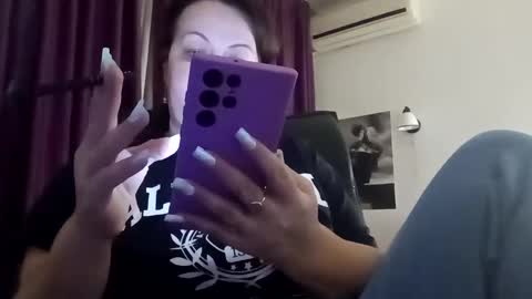 Snapshot of loraflame chatting on January 22, 4:02 pm Lora online show from January 22, 4:02 pm