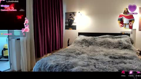 Snapshot of loraflame chatting on February 17, 2:59 pm Lora online show from February 17, 2:59 pm