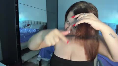 Snapshot of loraflame chatting on October 11, 9:19 am Lora online show from October 11, 9:19 am