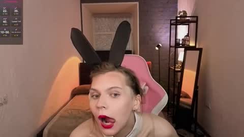 Avery online show from March 15, 10:16 pm