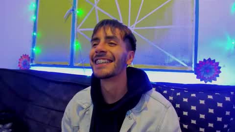 Apolo online show from January 8, 1:57 pm