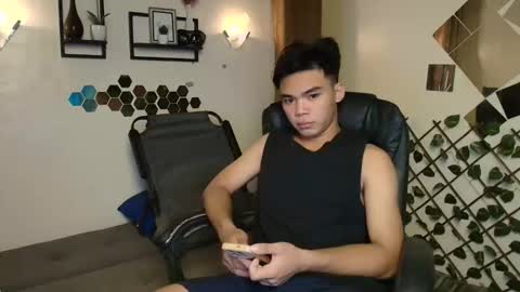 lord_hotasian online show from February 16, 1:46 am