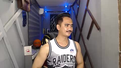 Macky online show from February 19, 5:49 am