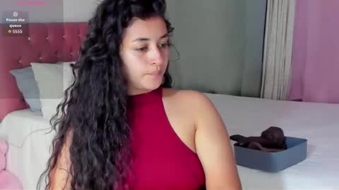 Snapshot of lore_rey chatting on December 2, 2:28 am lore_rey online show from December 2, 2:28 am