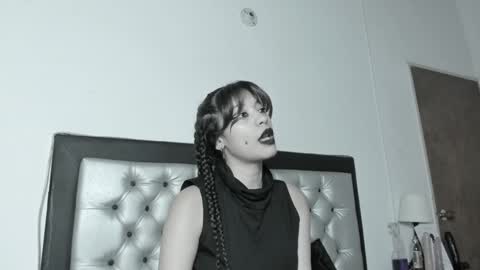 Snapshot of loredepp chatting on January 1, 6:47 am Lore Depp online show from January 1, 6:47 am