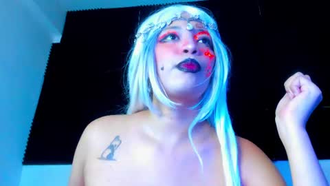 Lore Depp online show from June 13, 3:48 am